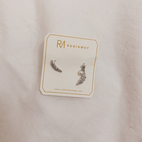 EARRINGS - Picture 6 of 6